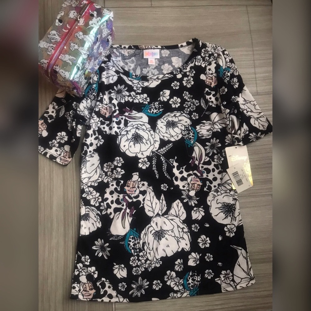 LulaRoe Gigi with Cruella De Vil floral design. Size XS. Bust 32”-33”